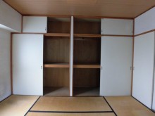 玄関を広々とした自転車も置ける開放的な空間に 渋谷区I様邸 玄関を広々とした自転車も置ける開放的な空間に 渋谷区I様邸